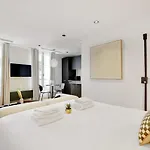 Elegant Studio Pour 2 Personnes - Opera Garnier